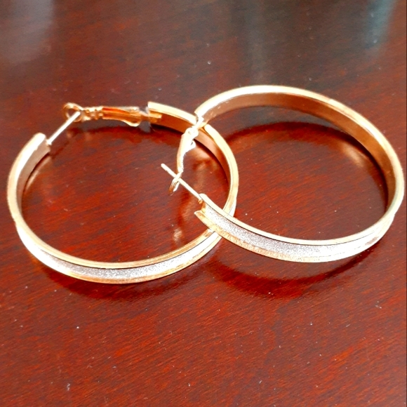 Gold sparkle hoop earrings 🌟 - Picture 1 of 3